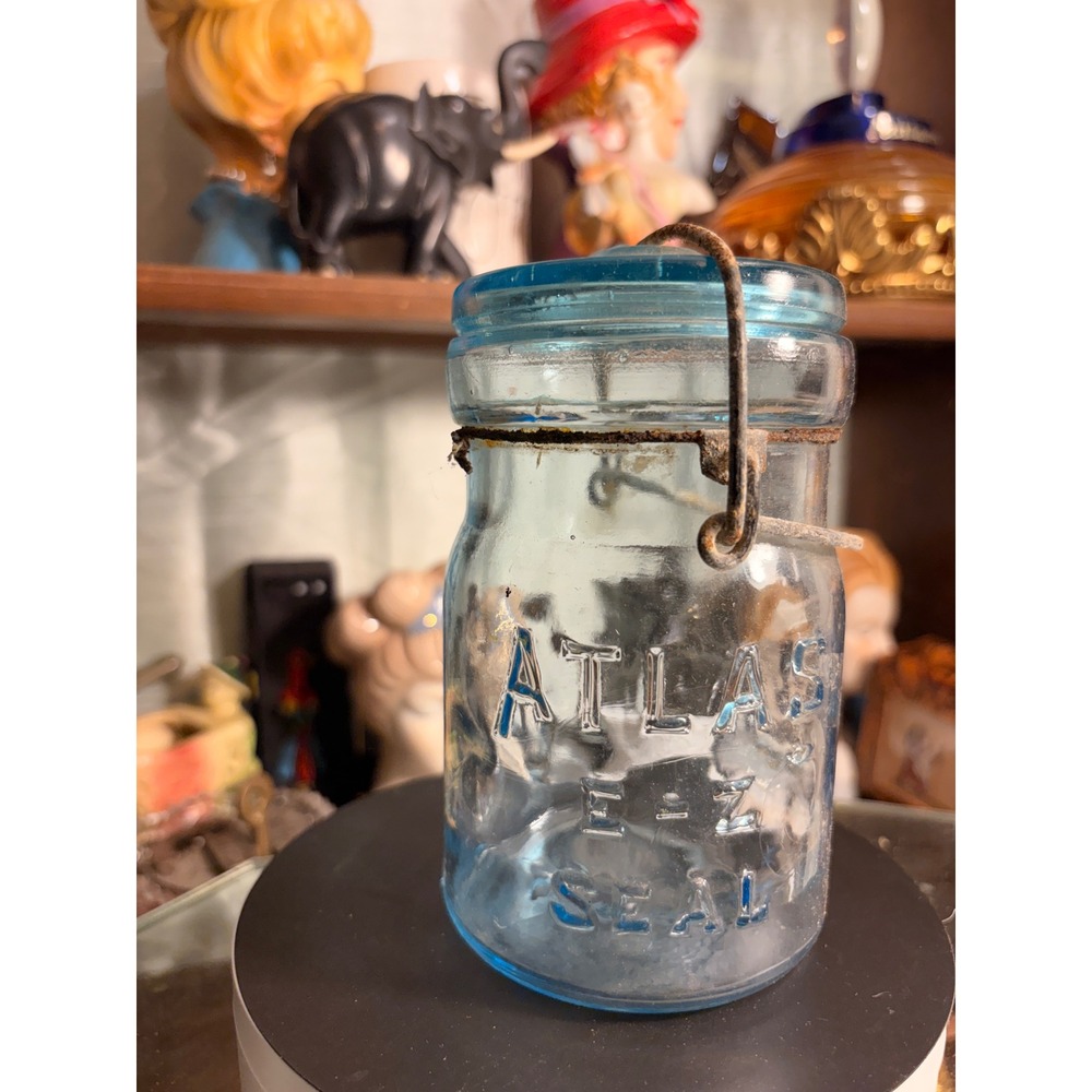 Vintageā Atlas E-Z Seal Aqua Blue Glass Canning Jar with Lid and Wire Bail